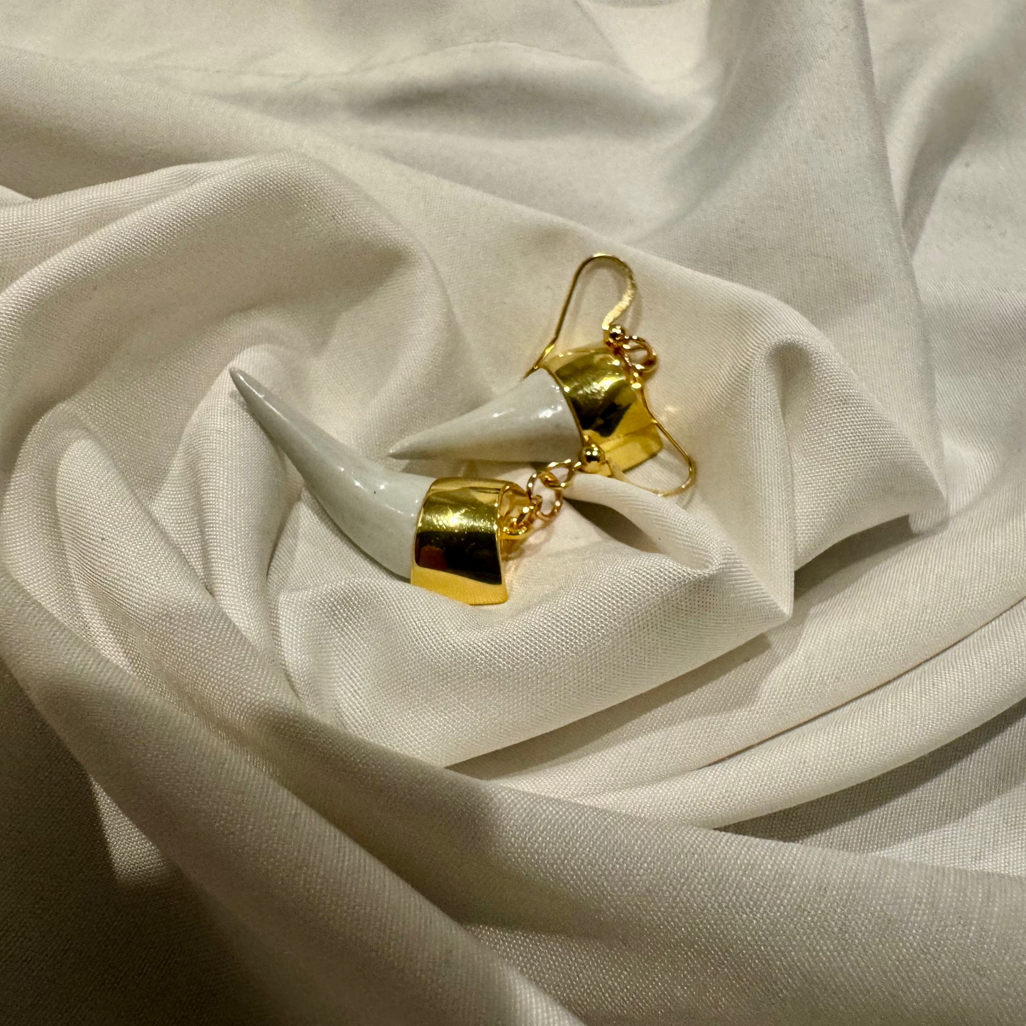 Kuraimonoa Earrings