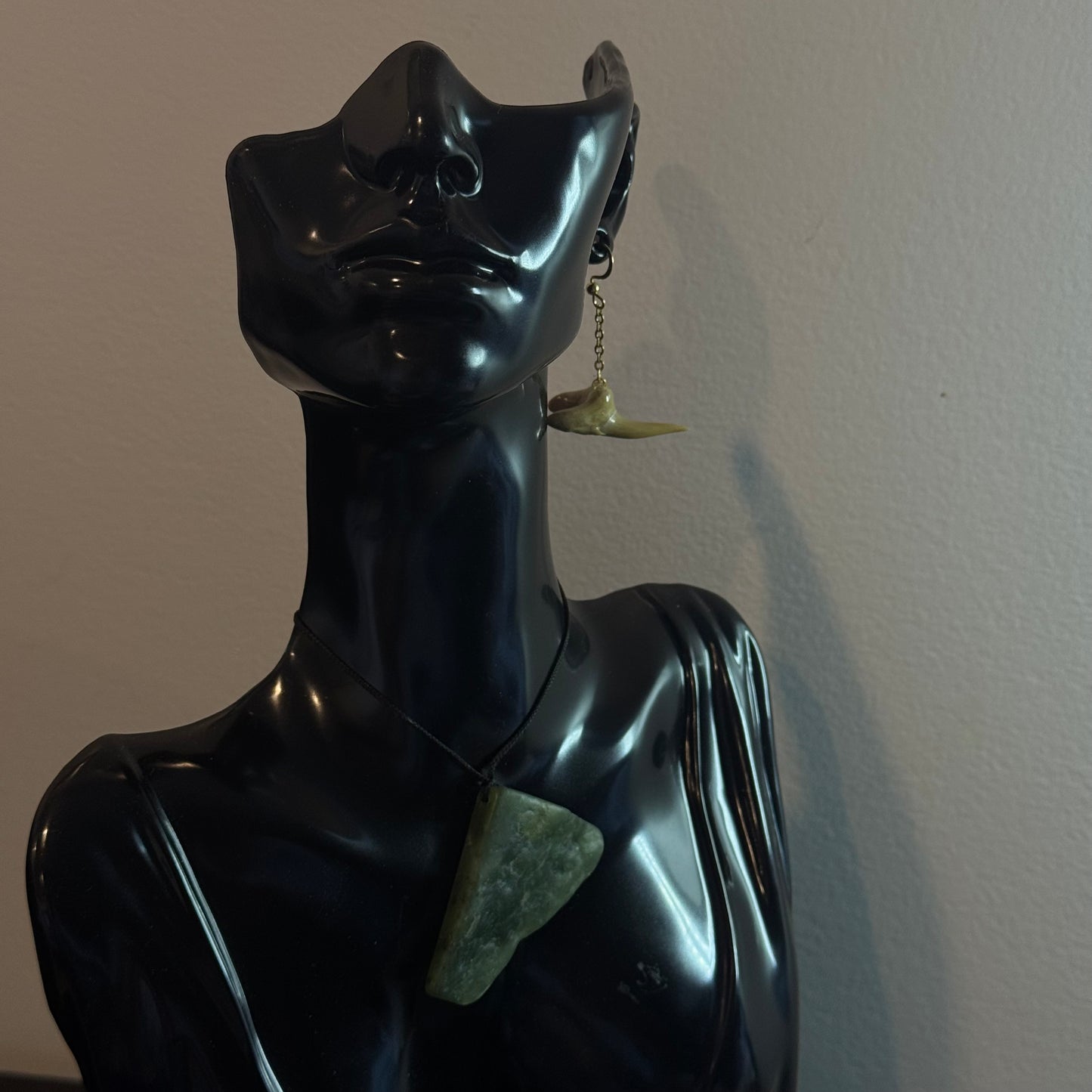 3.4cm Natural Mako Chain - PAIR